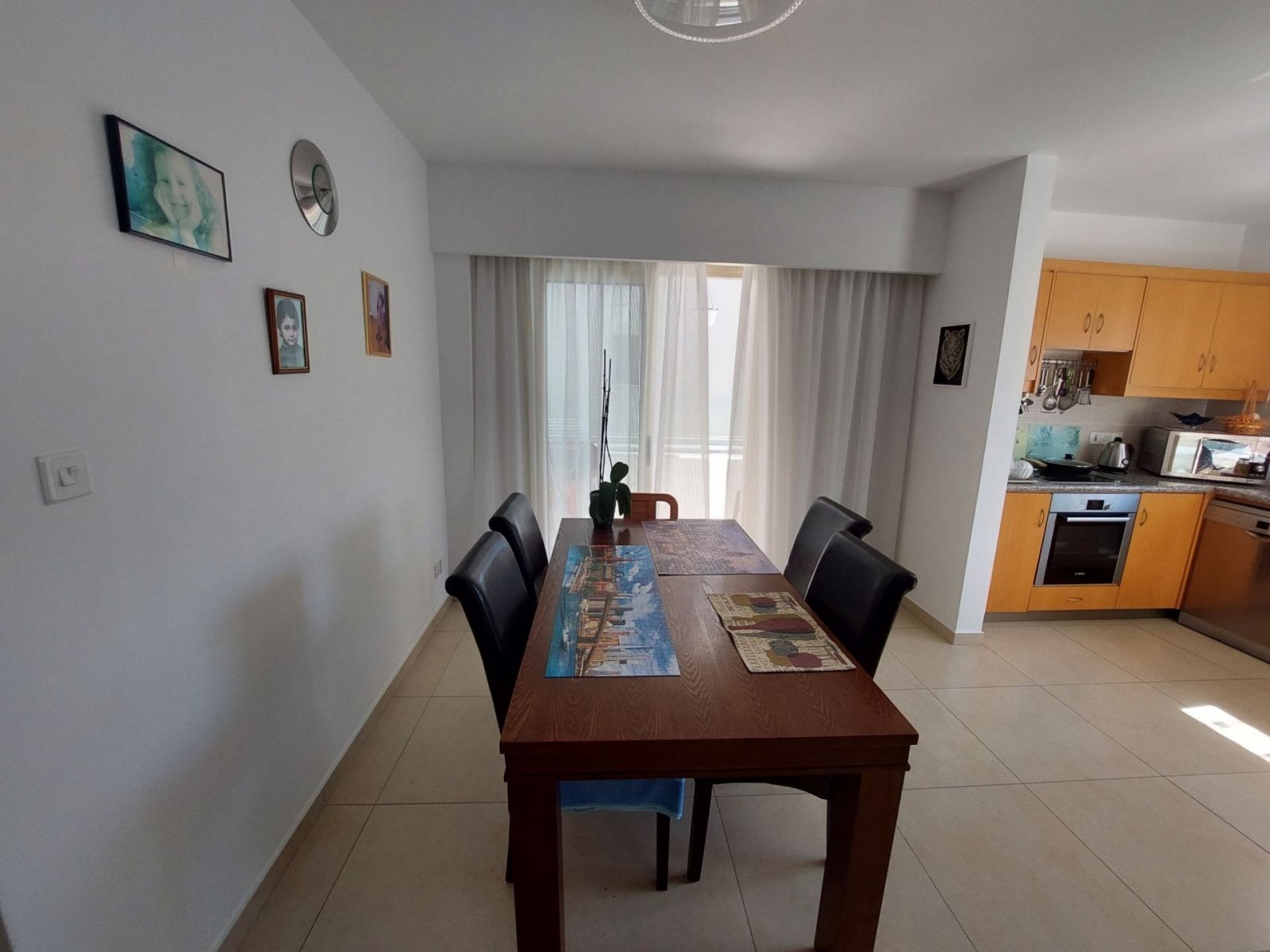 3 Bedrooms 2 bathrooms Apartment on 1st floor, fully furnished and equipped, communal swimming pool, lift, storage, parking space, facilities of Ely