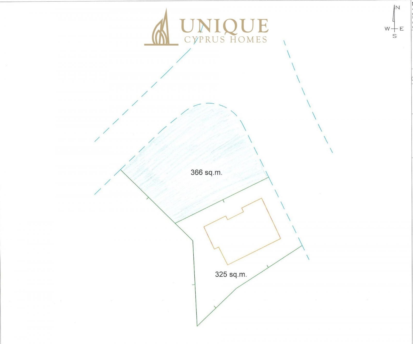 For sale: A modern detached villa, offered off-plan with a starting date after the signing of the sales agreement and completion is one year.
It is l