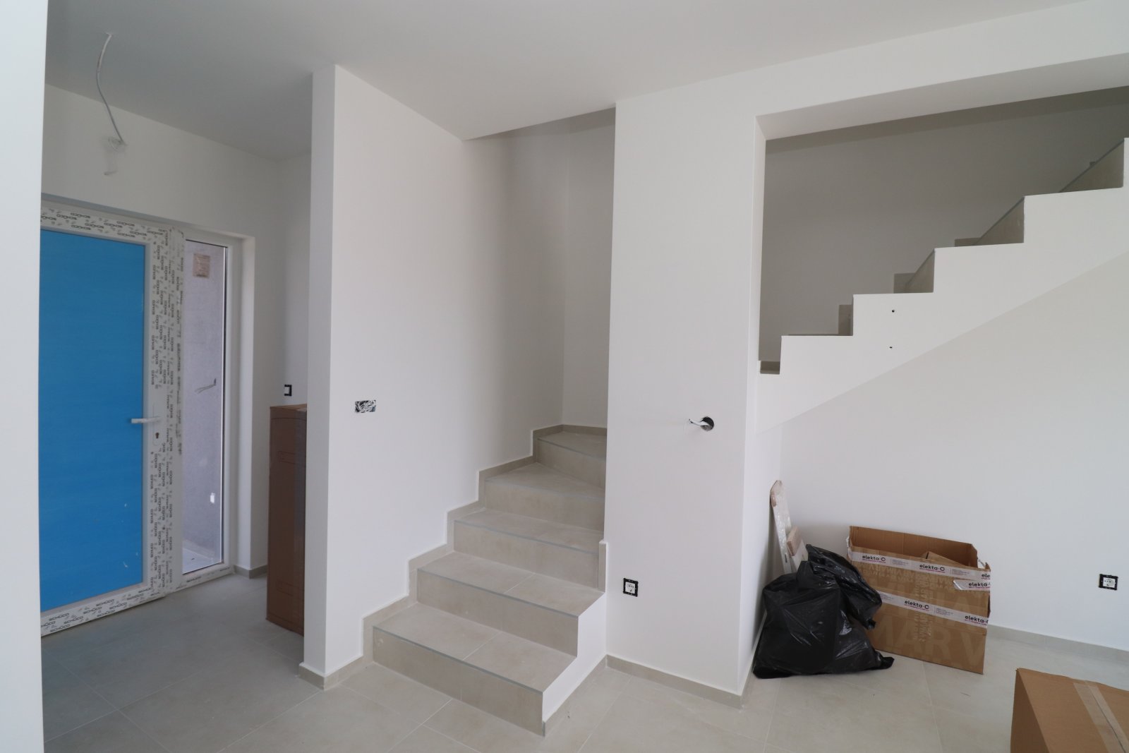 280974 - Villa in Vodice
