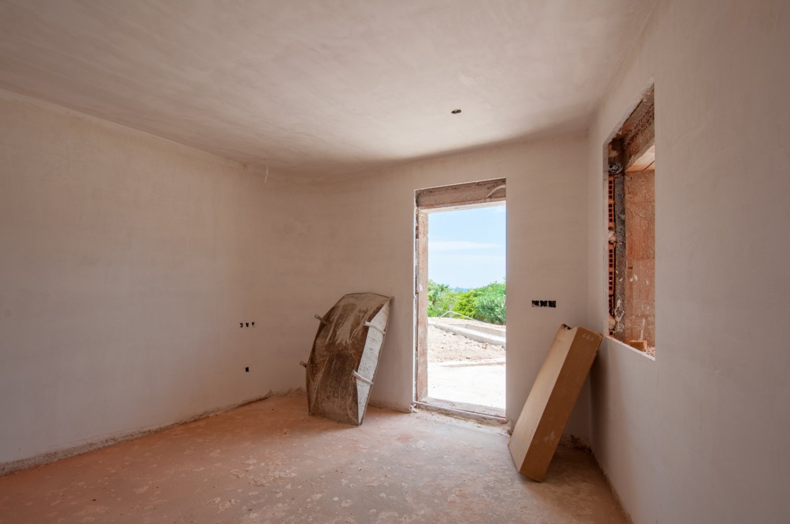 Aucun ajout dans le texte !Structure brute inondée de lumière avec vue panoramique - Concevez votre rêve d'habitation ! Aucun ajout dans le texte !Structure brute inondée de lumière avec vue panoramique - Concevez votre rêve d'habitation !