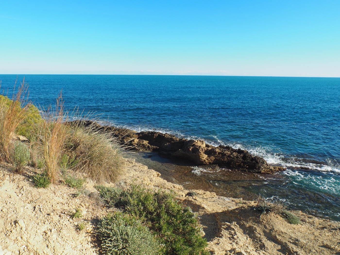 Vivere in modo idilliaco in una villa elegante con un tocco di Ibiza