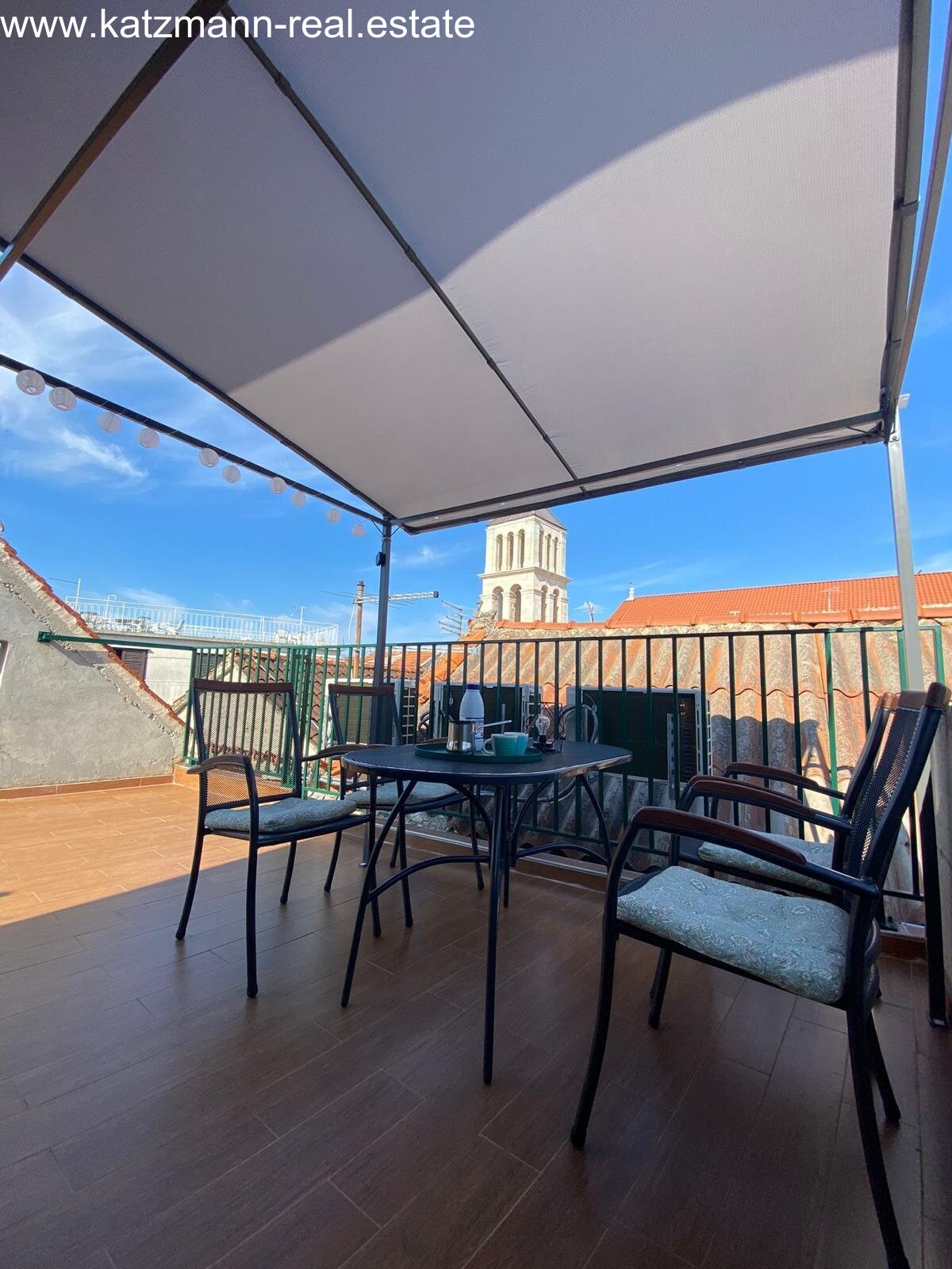 Renoviertes Steinhaus mit Geschäftsraum in der Altstadt - Vodice