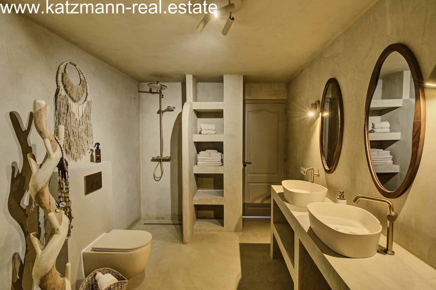 Yin Yang – Villa in Can Furnet