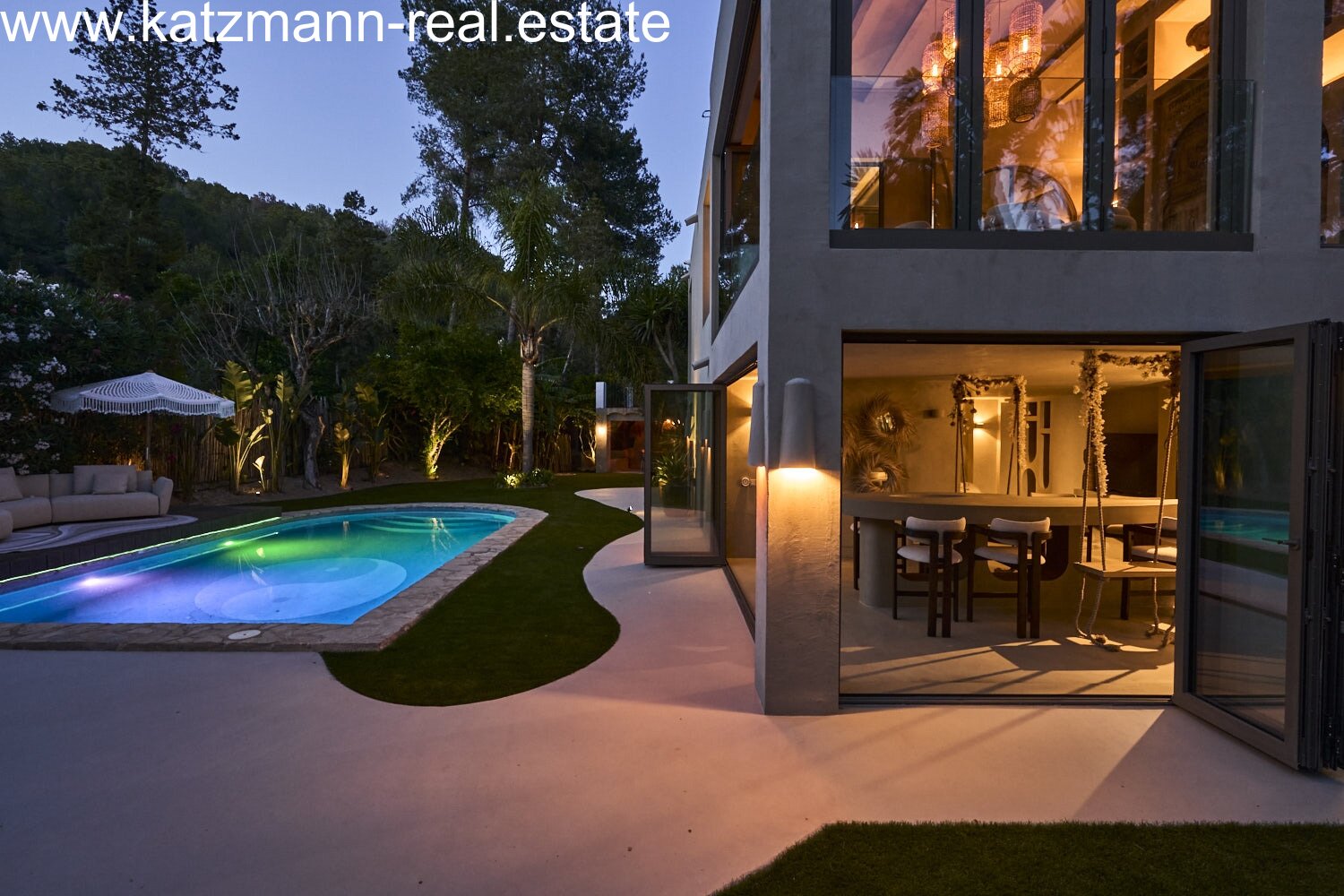 Yin Yang – Villa in Can Furnet