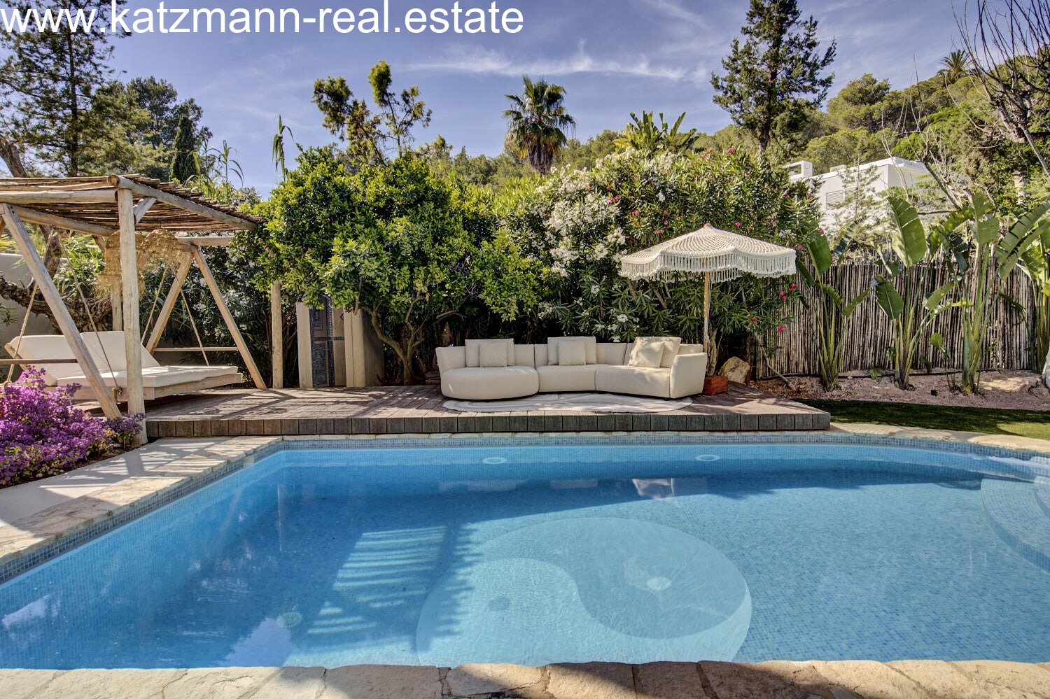 Yin Yang – Villa in Can Furnet