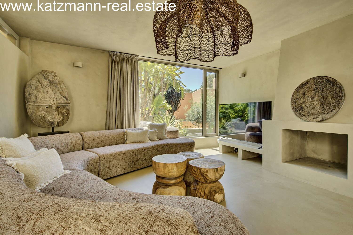 Yin Yang – Villa in Can Furnet