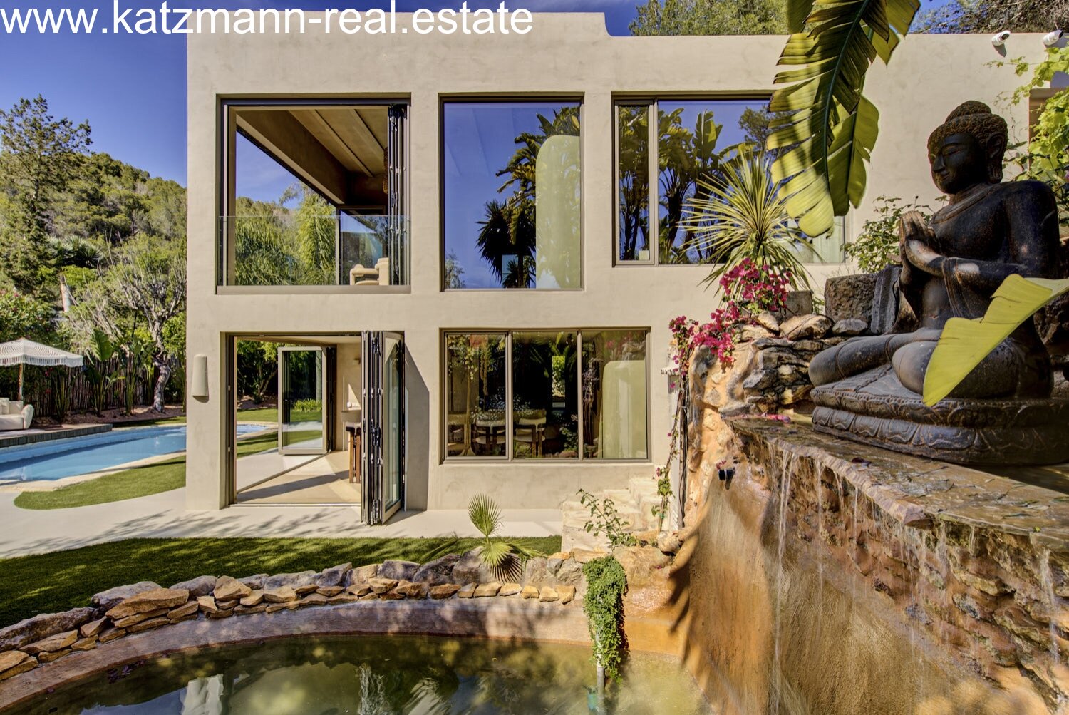 Yin Yang – Villa in Can Furnet