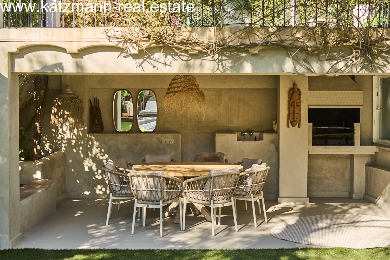 Yin Yang – Villa in Can Furnet