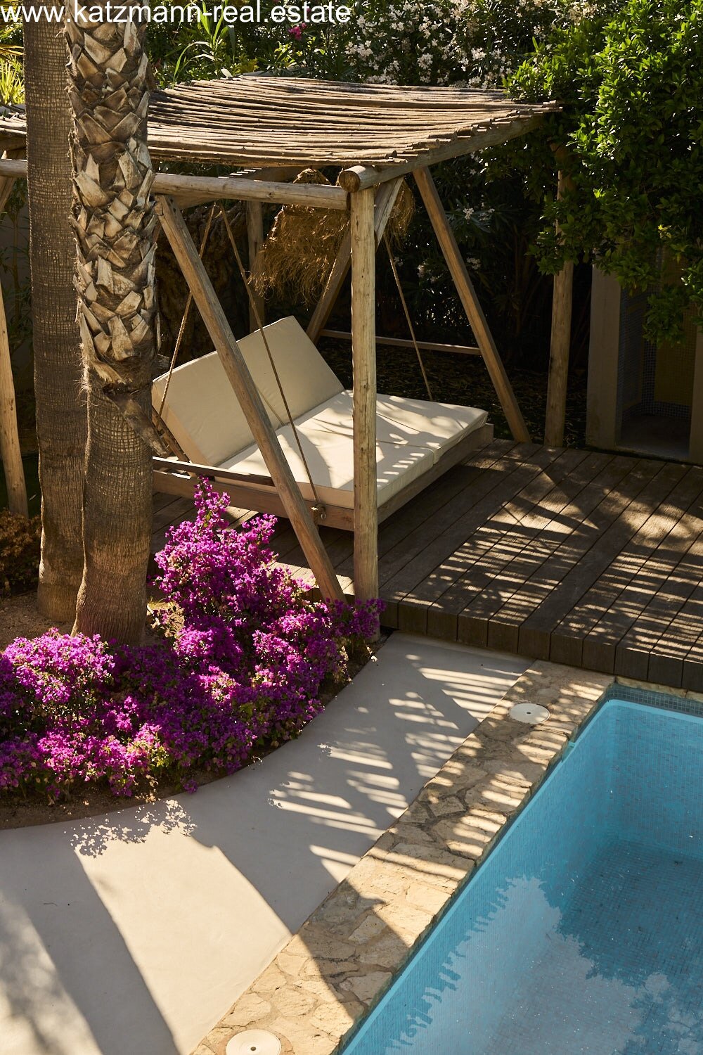 Yin Yang – Villa in Can Furnet