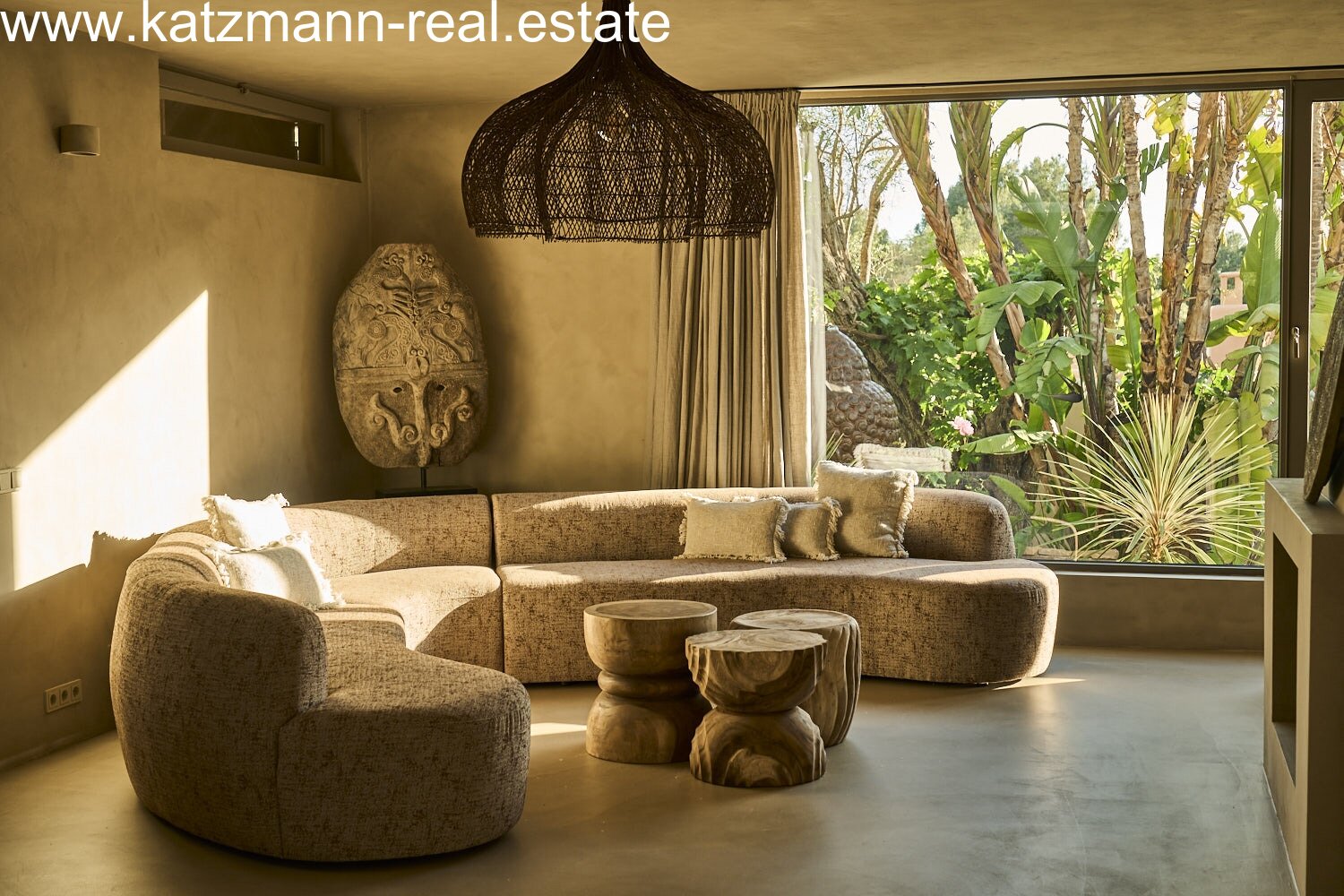 Yin Yang – Villa in Can Furnet