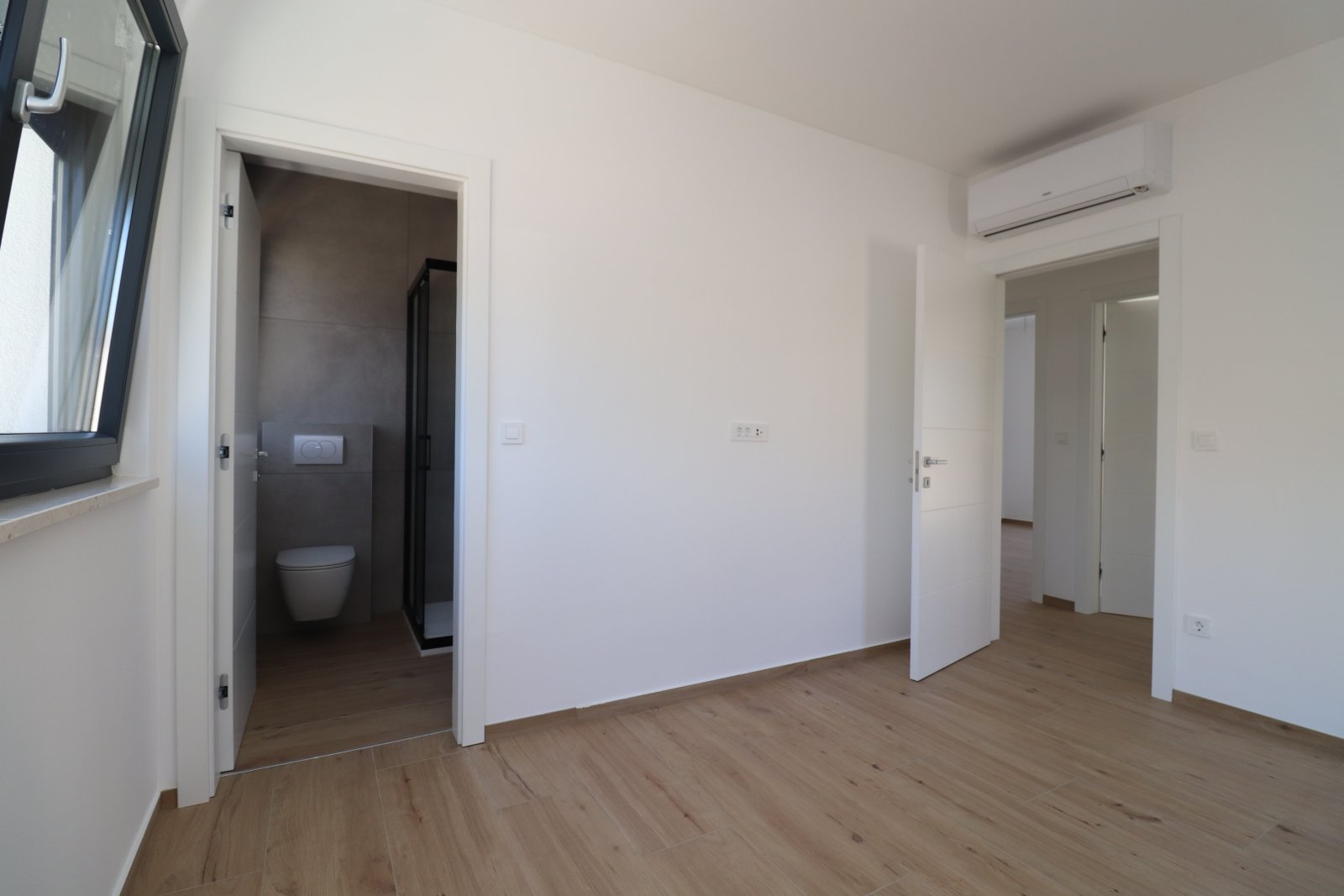 303279 - Villa in Vodice