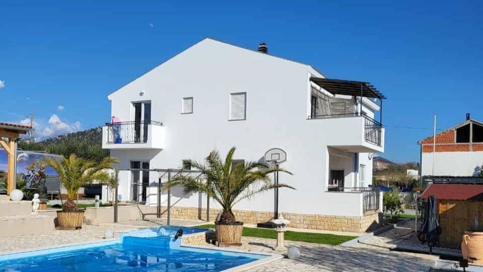 650060 - Villa in Polača