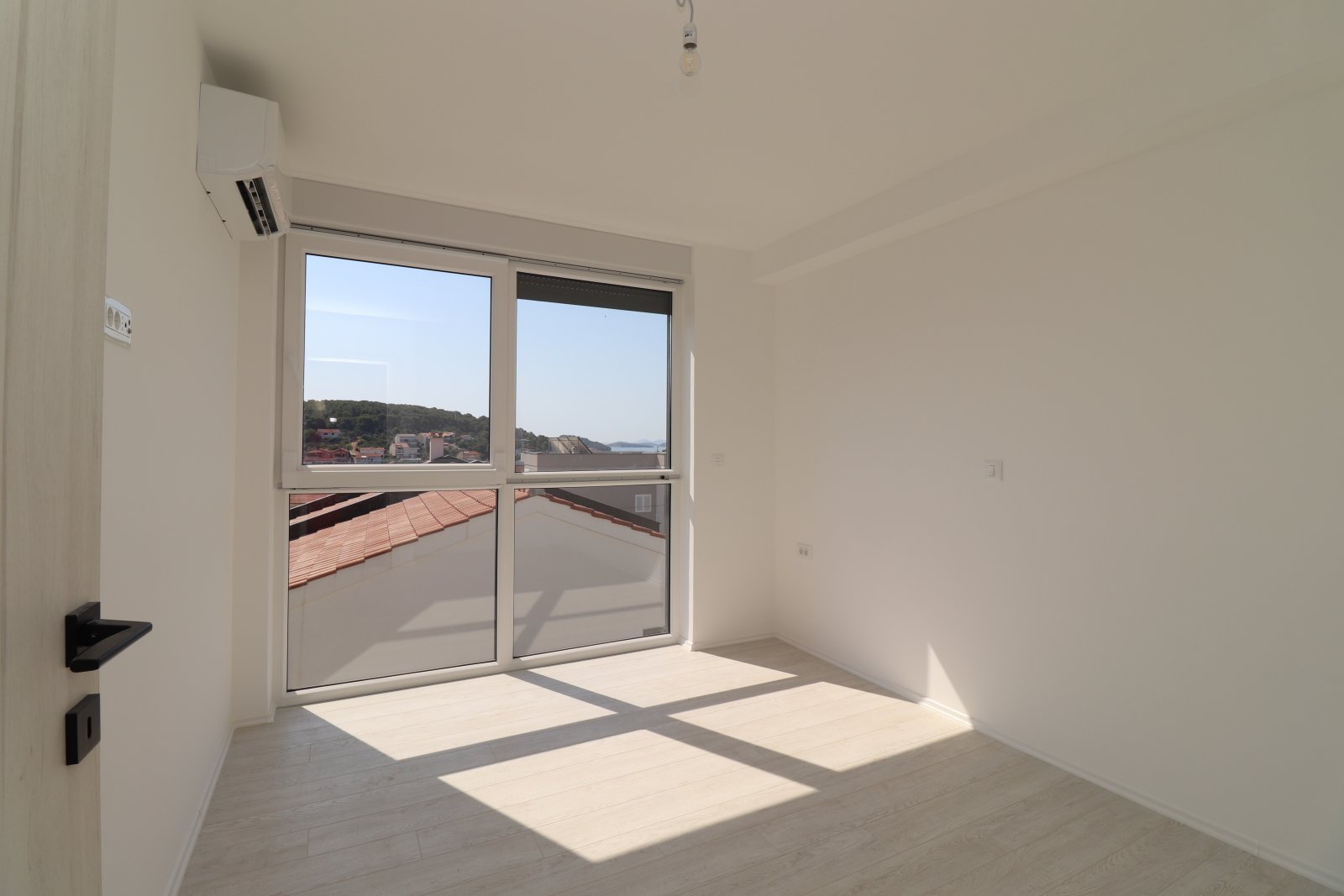 274492 - Villa in Tisno