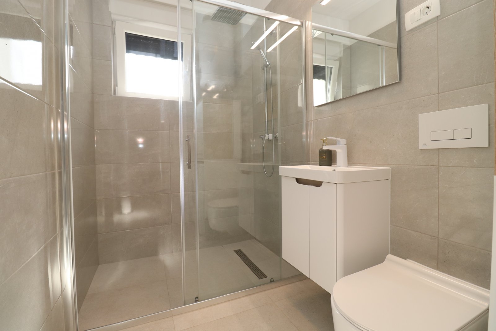 301634 - Wohnung in Šibenik - Okolica