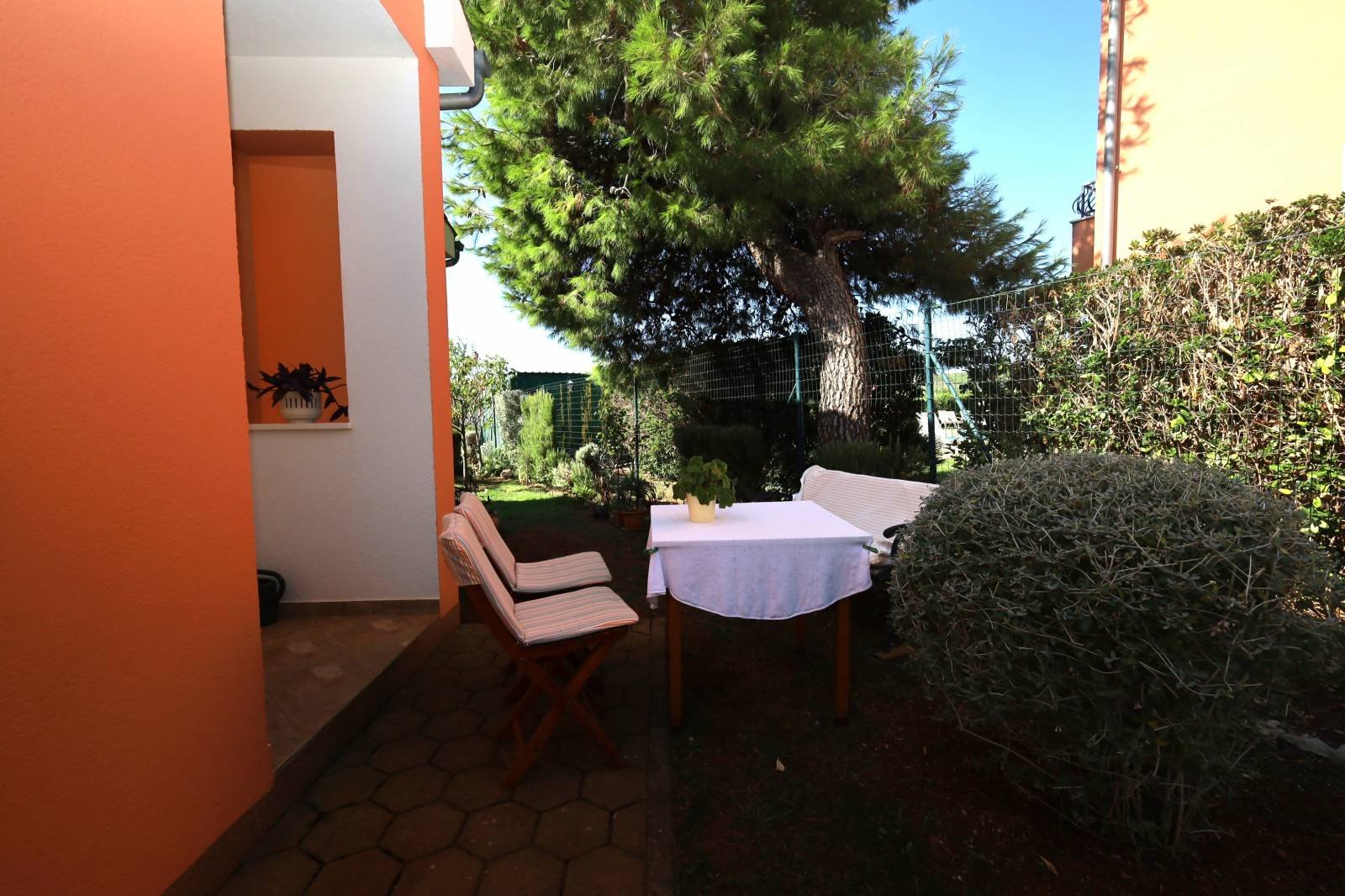 619152 - Villa in Vodice