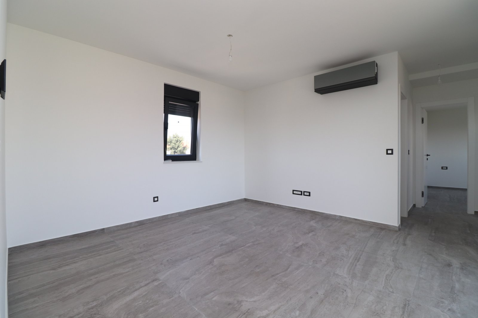 273700 - Wohnung in Murter