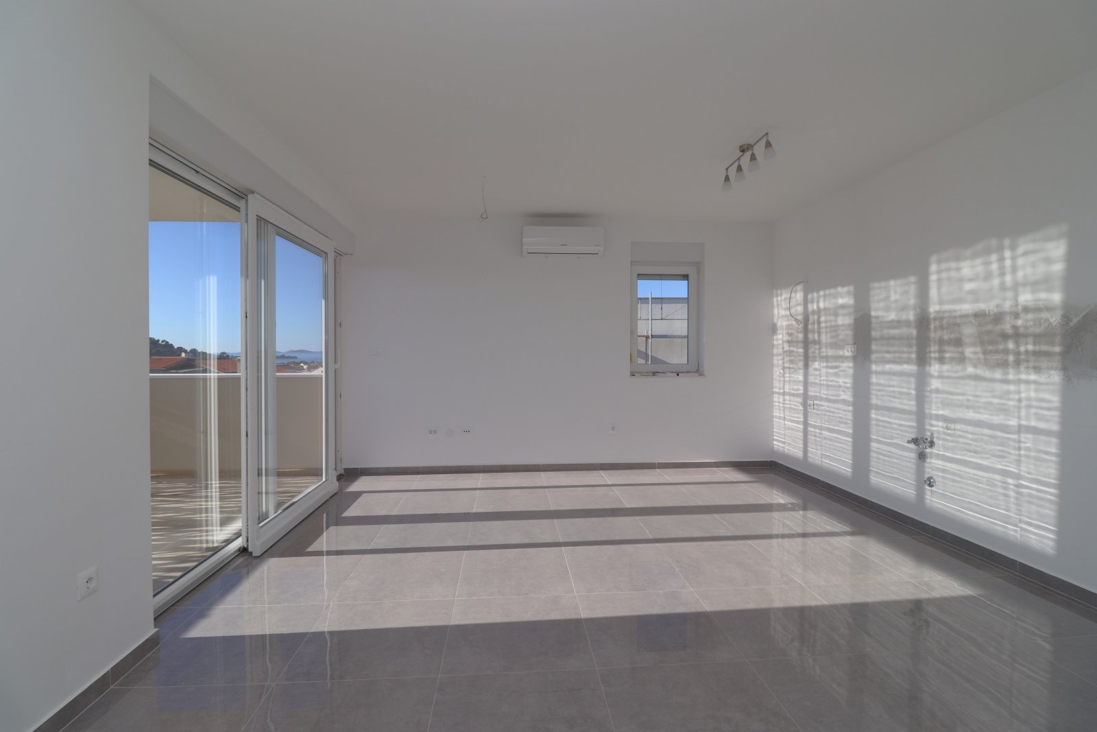 287523 - Wohnung in Tribunj