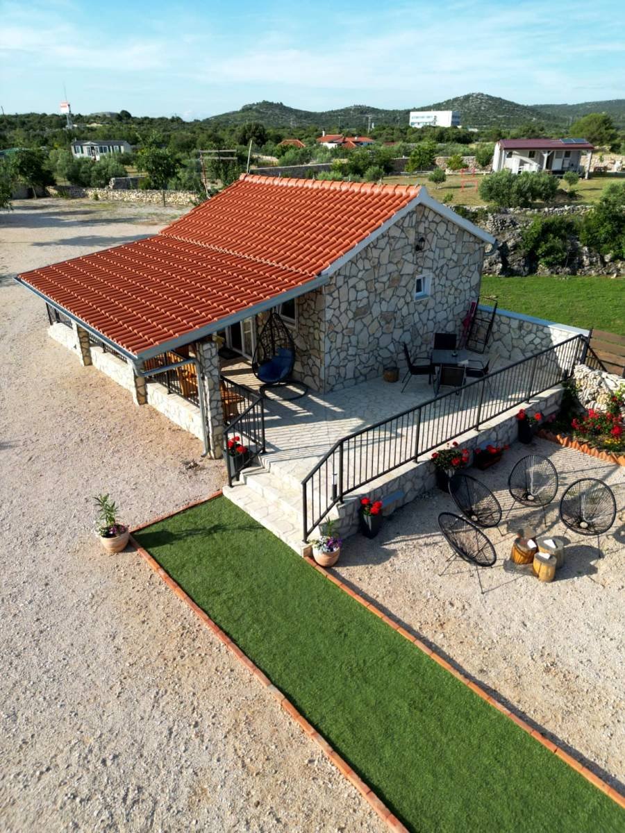 601525 - Villa in Šibenik - Okolica