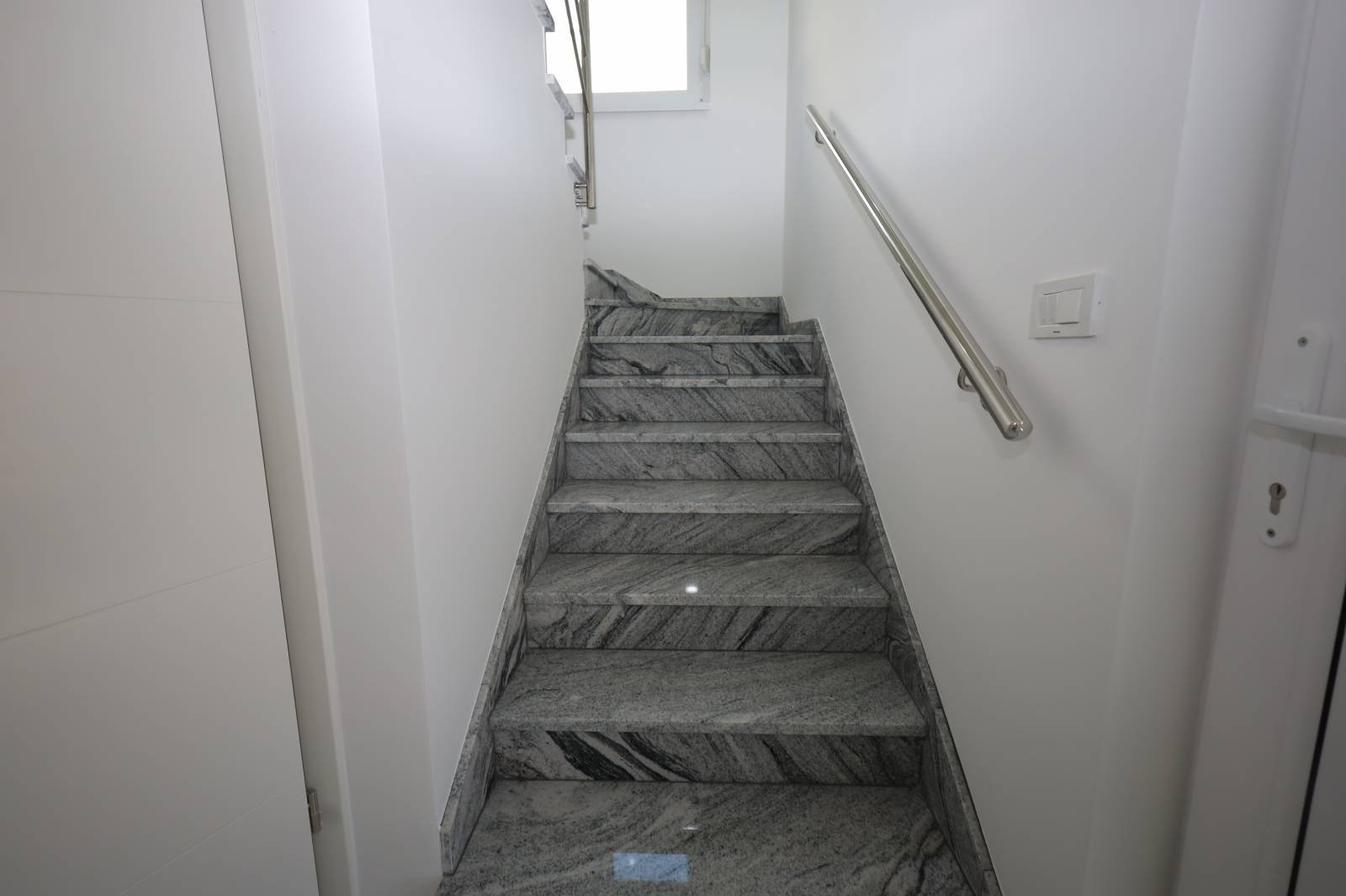 596677 - Villa in Vodice