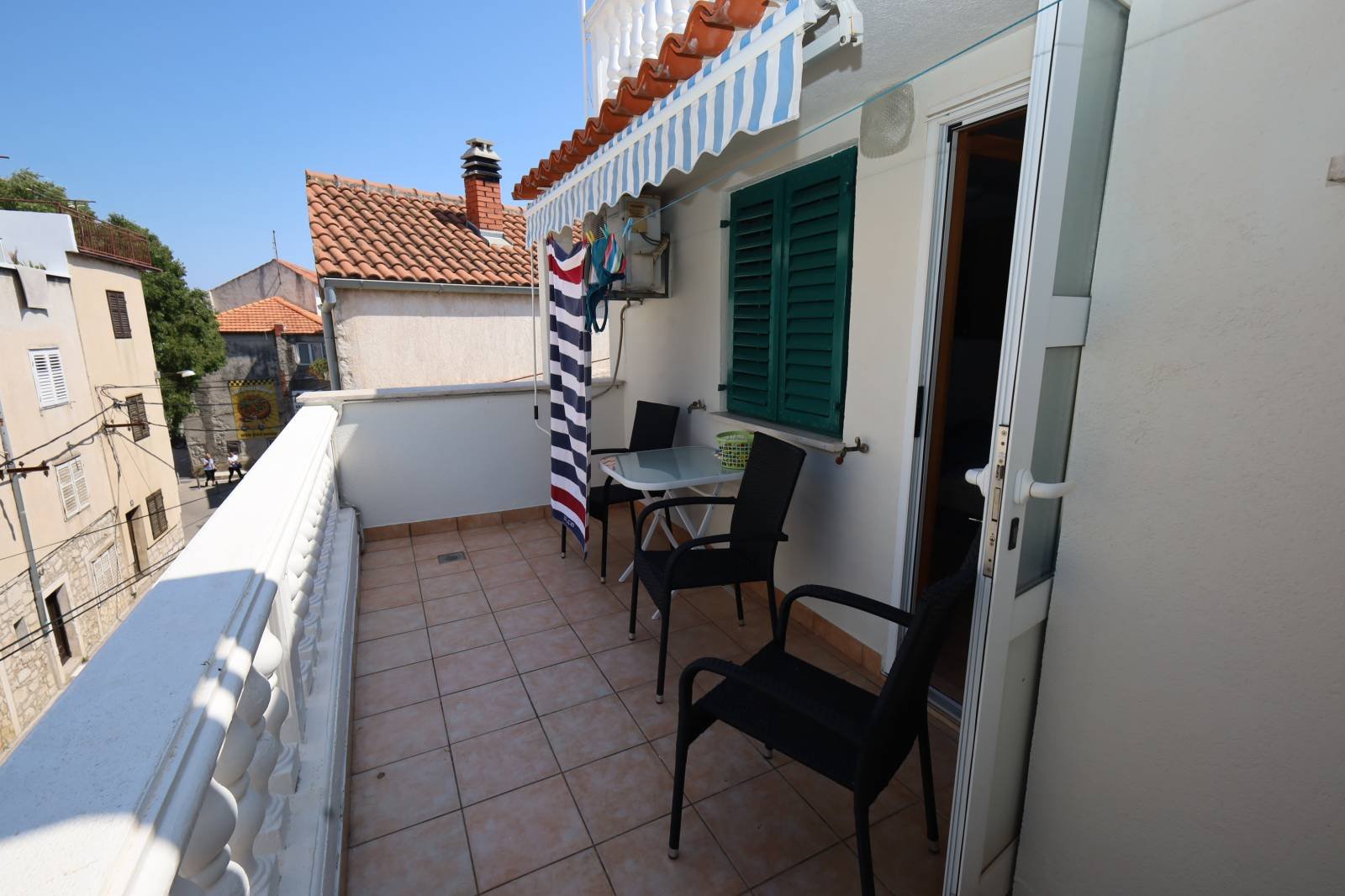 648424 - Villa in Vodice
