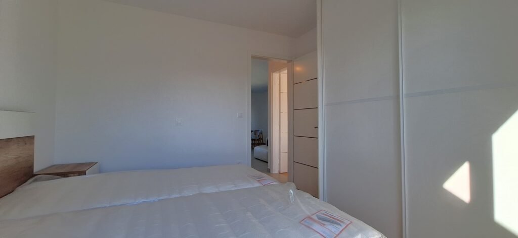 275004 - Wohnung in Primošten
