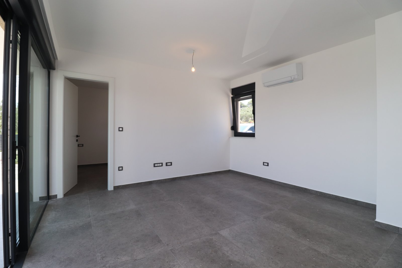 273712 - Wohnung in Murter