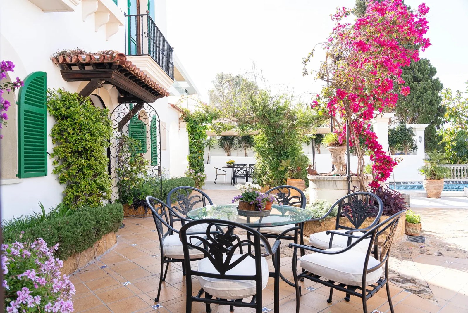 Exklusives Wohnen in Cala Major – Modernisiertes 5-Zimmer Haus mit Pool und Klimaanlage