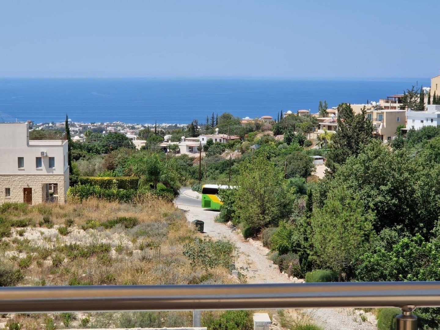 2 Storey 3 Bedrooms 3 bathtoom beautiful Villa with private swimming pool 7x3,5, fully furnished and equipped,
heated floors, barbeque ares, giverex