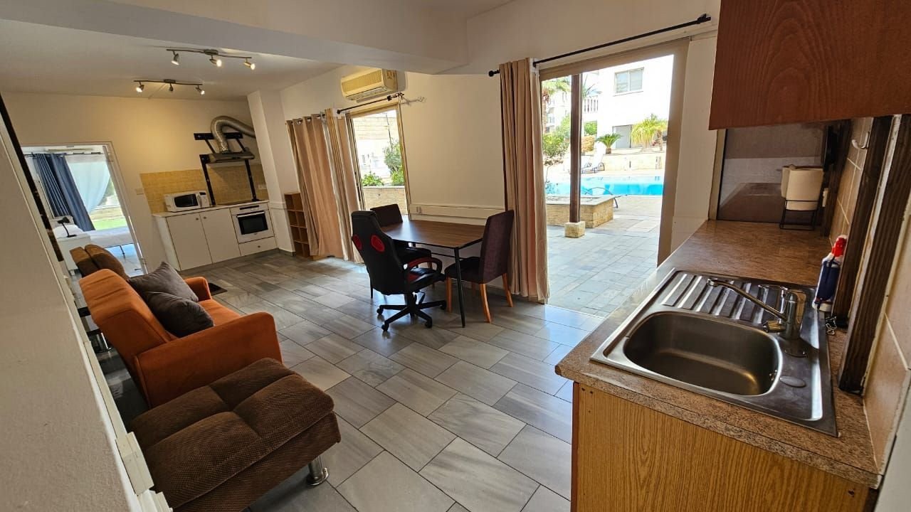 For sale is a beautifully renovated 3 studios apartments located in the vibrant area of Geroskipou. 3 Modern Fully Furnished Ground-Floor Studios in