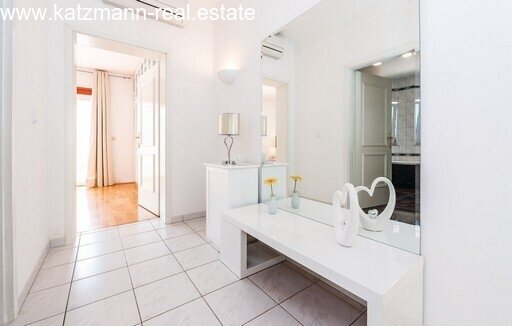 Freistehendes Erdgeschosshaus mit Garten - Vodice