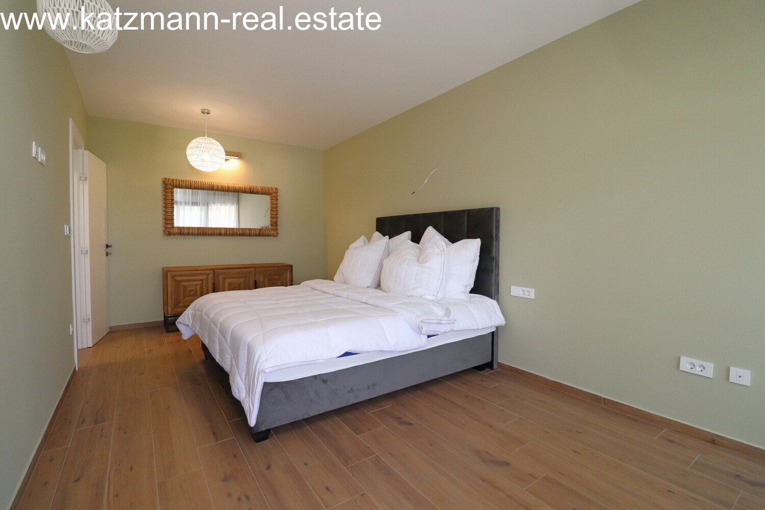 Exklusive Neubau-Villa mit Infinity- Pool und Meerblick - Vodice