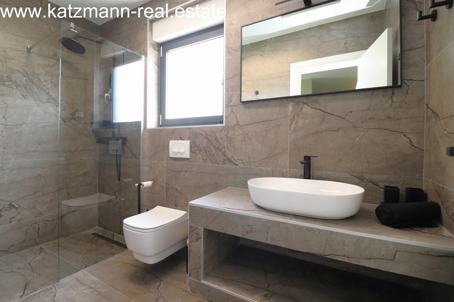 Exklusive Neubau-Villa mit Infinity- Pool und Meerblick - Vodice