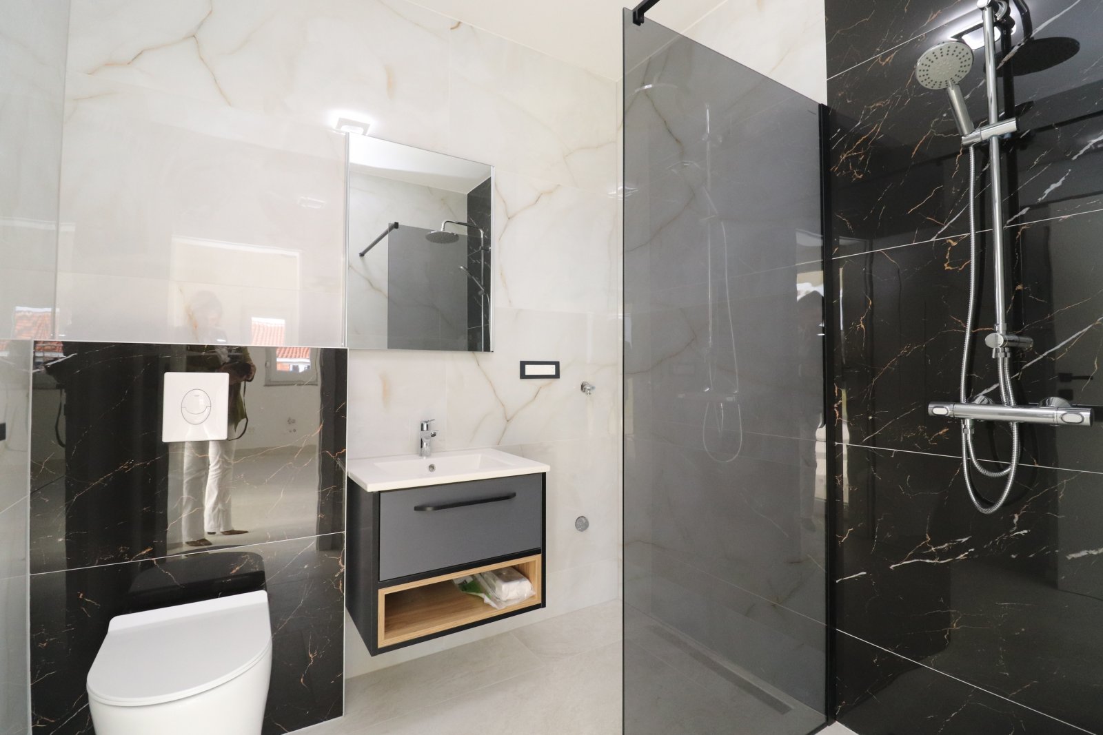 277086 - Villa in Tribunj