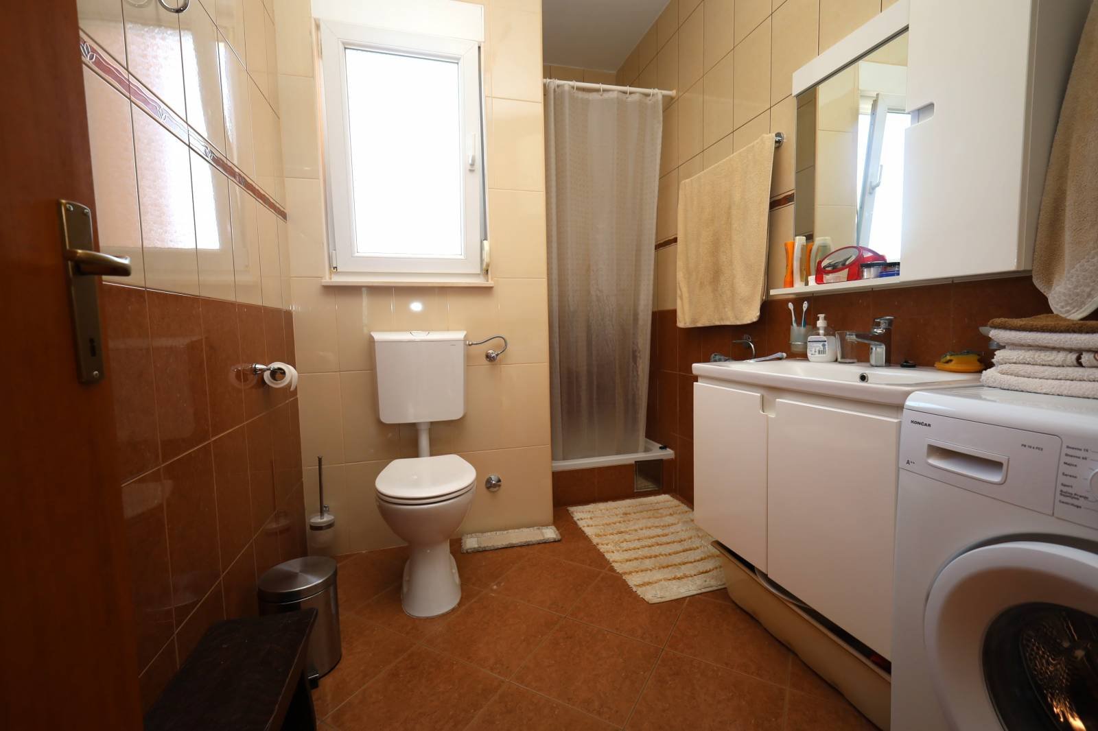 619152 - Villa in Vodice