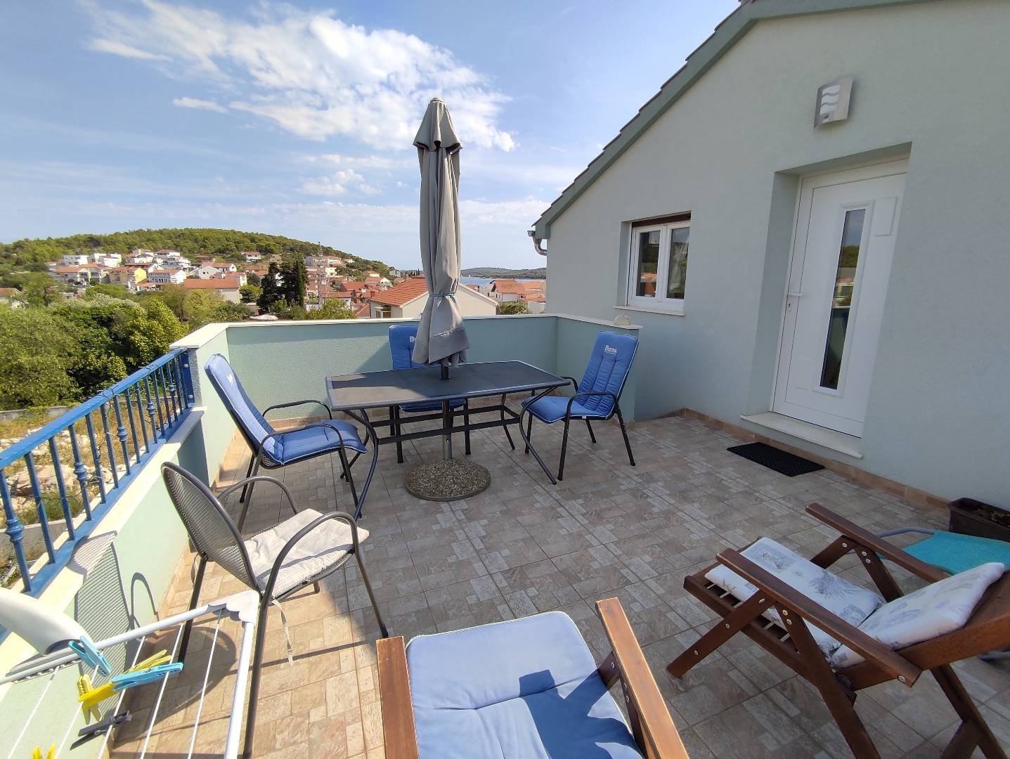 284035 - Villa in Tisno