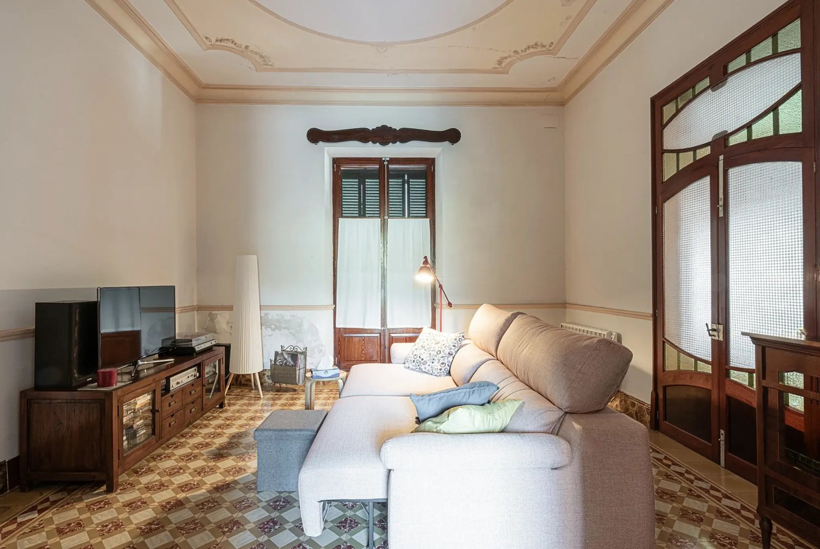 Modernes Wohnen in Palma – Elegante 5-Zimmer Eigentumswohnung mit nachhaltiger Solarheizung
