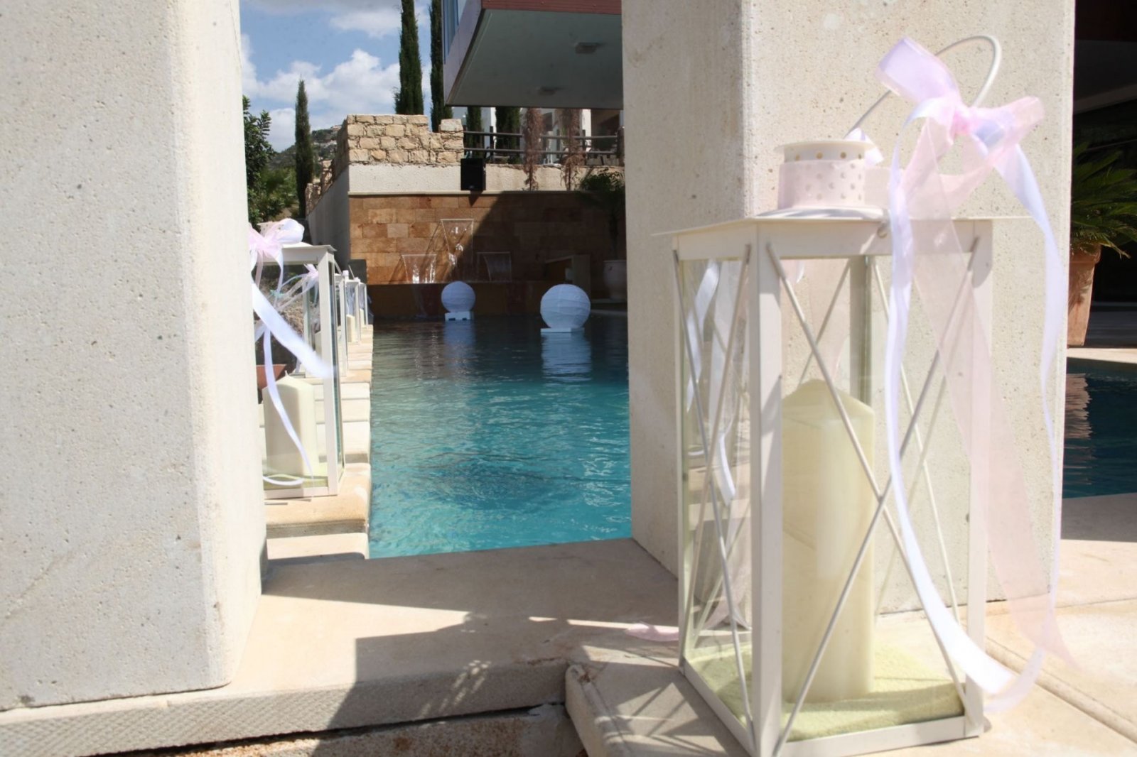 New Villa eligible for PR for Sale in Tala NO VAT
2 x Garage, private heating pool, private garden,
private uncovered terrace 80 m2 ,
covered balco