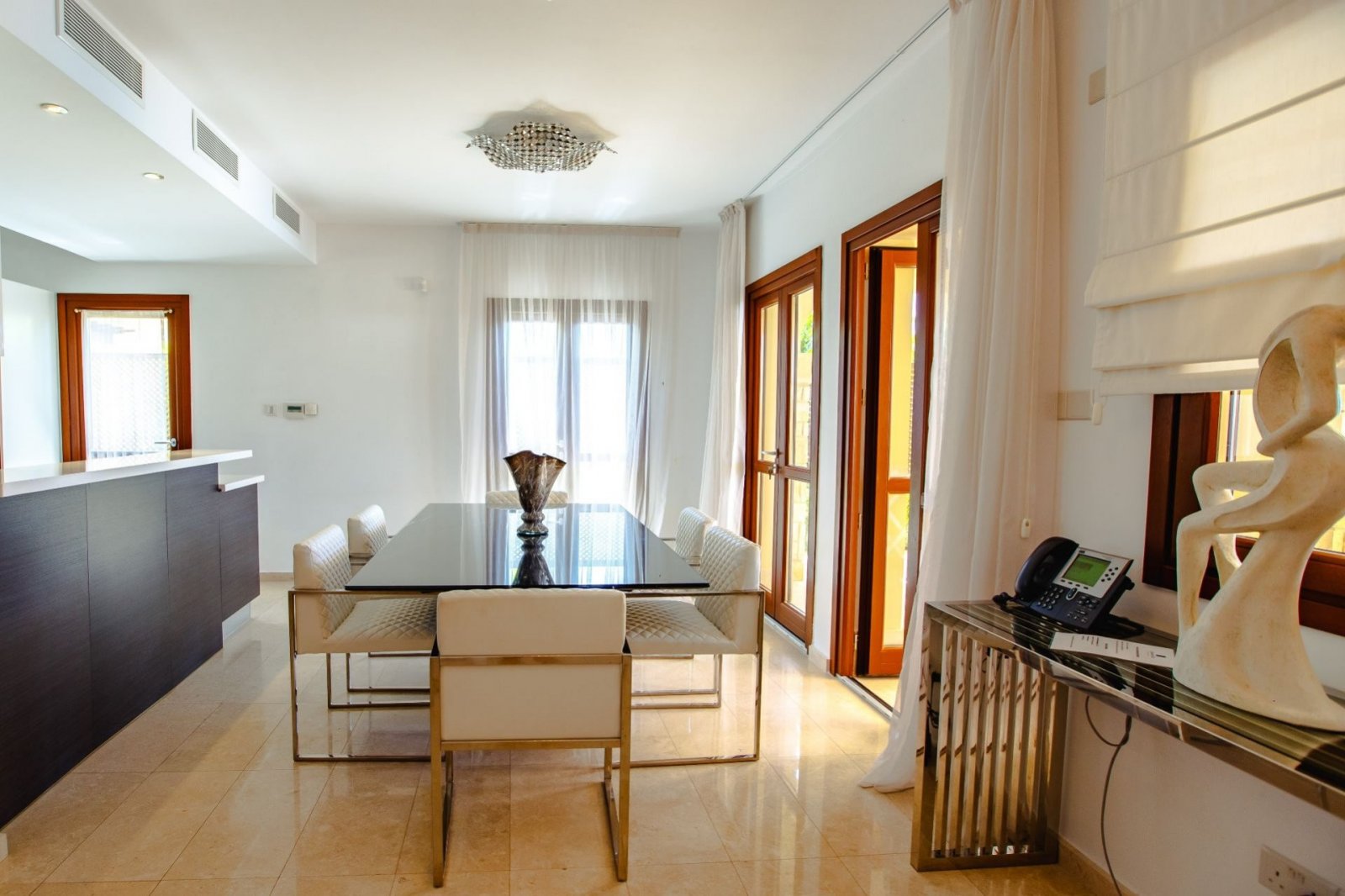 Villa for sale in Aphrodite Hills Koukila in Paphos
Beautiful 3 bedroom villa, south-facing site offering fabulous sea views and is just a short strol