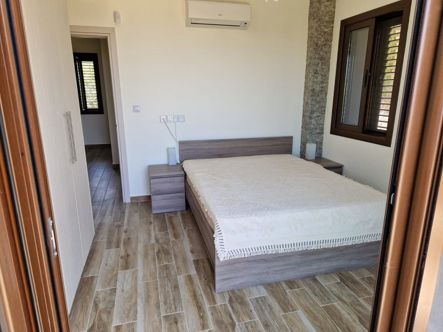 2 Storey 3 Bedrooms 3 bathtoom beautiful Villa with private swimming pool 7x3,5, fully furnished and equipped,
heated floors, barbeque ares, giverex