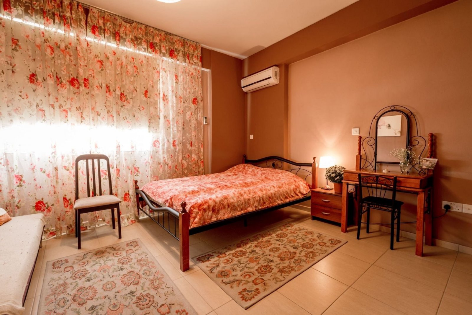 For sale is a spacious Top Floor three Bedroom Resale apartment located in the vibrant center of Paphos. This top-floor residence offers an internal s