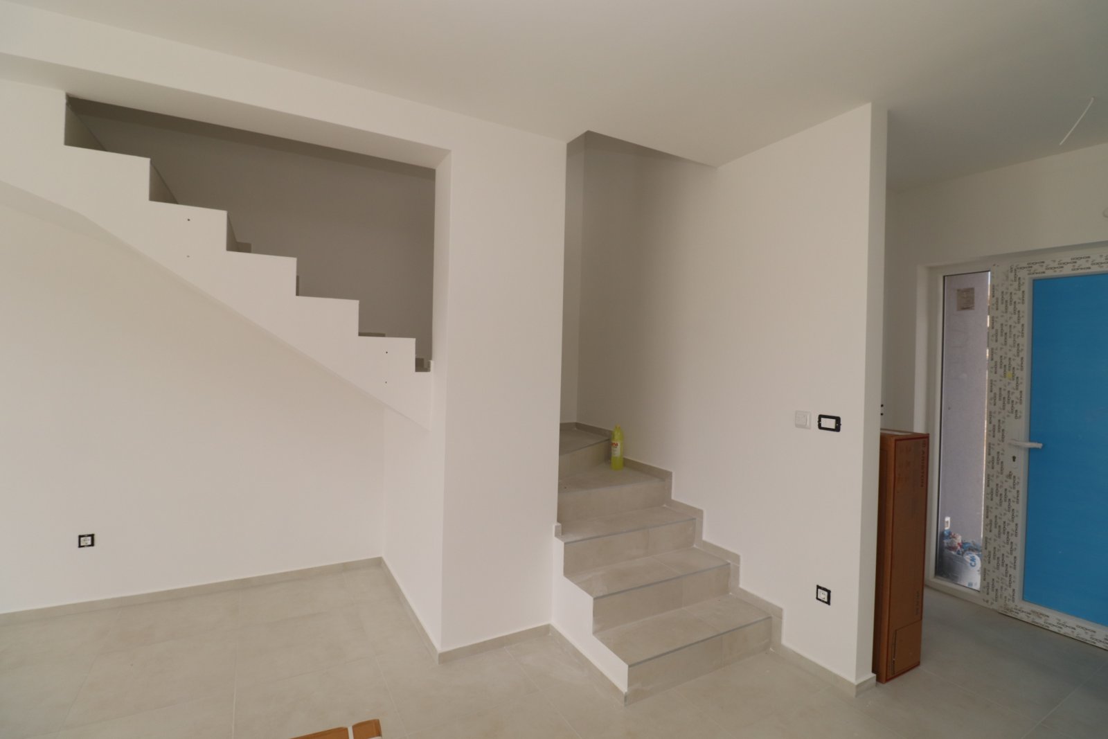 280990 - Villa in Vodice