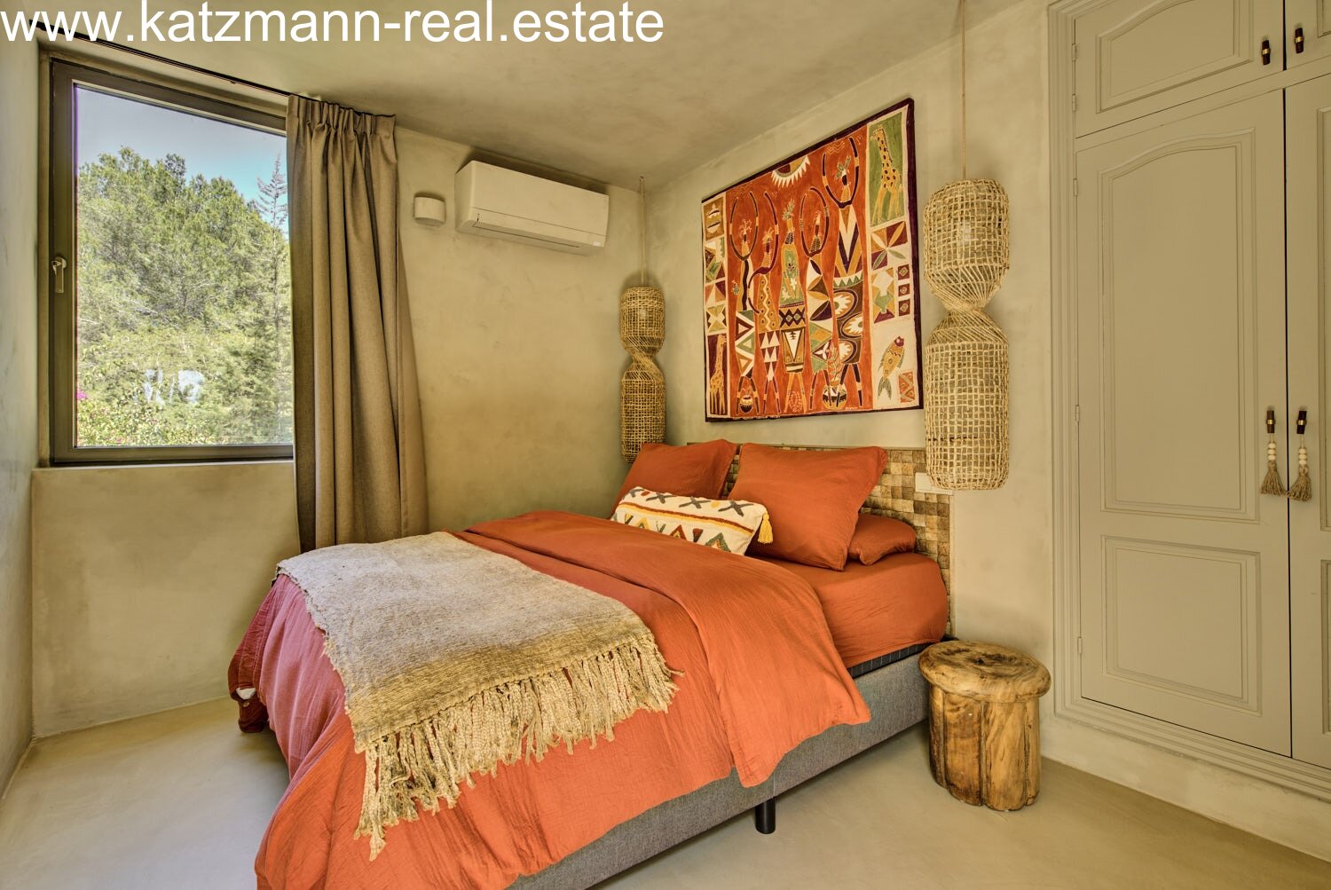 Yin Yang – Villa in Can Furnet