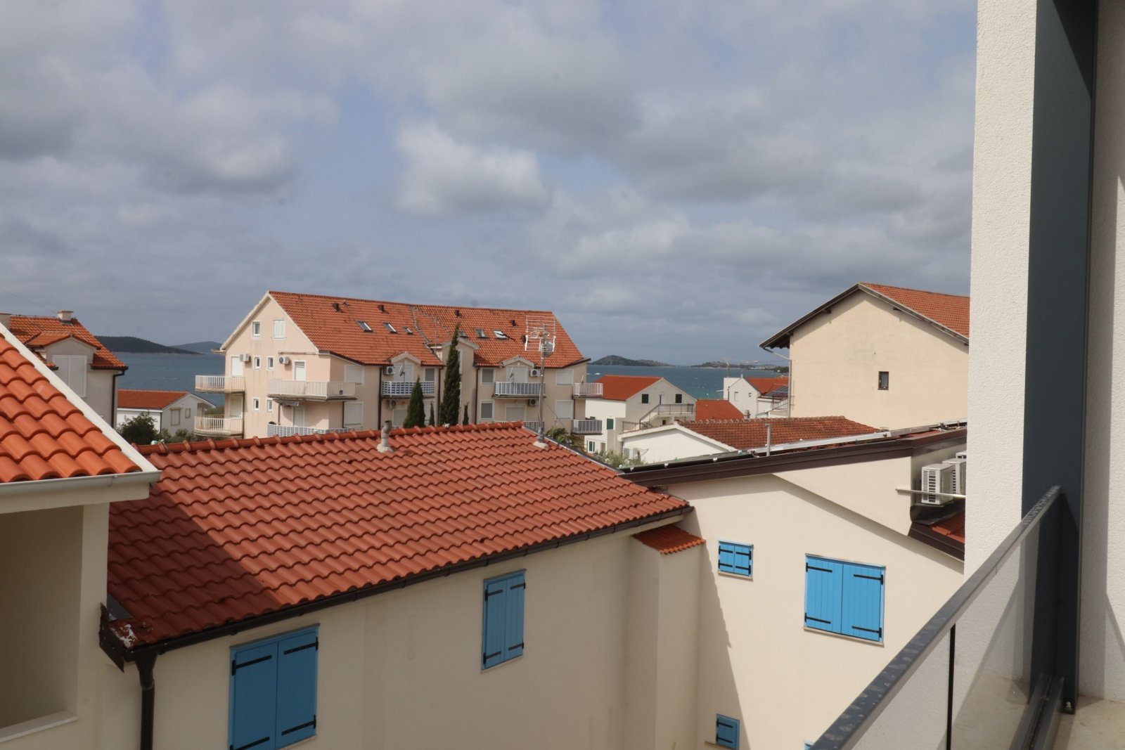 303244 - Villa in Vodice