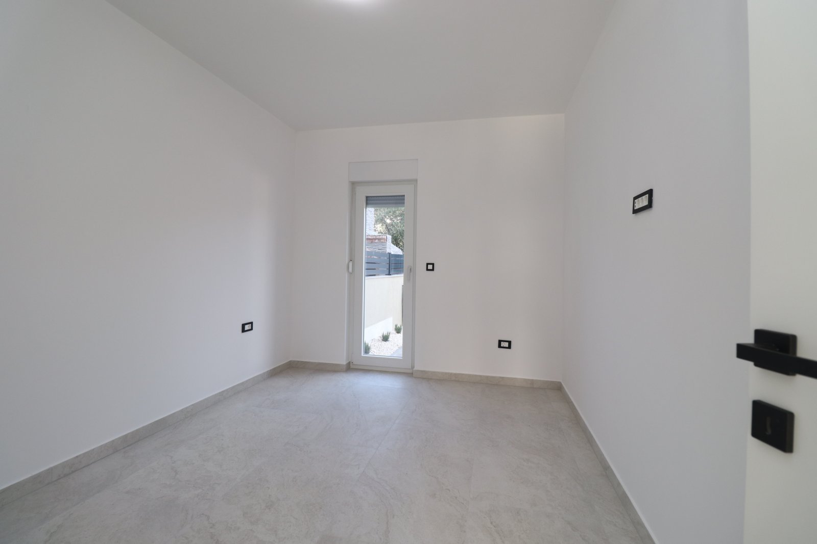 277086 - Villa in Tribunj