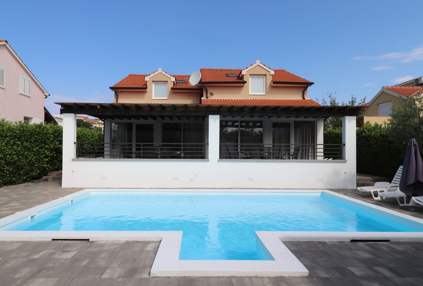 275379 - Villa in Vodice