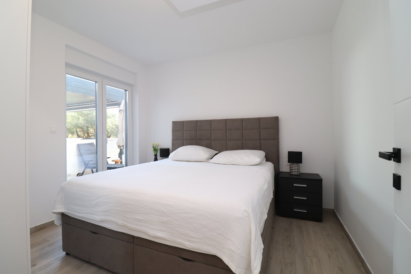 281331 - Villa in Vodice