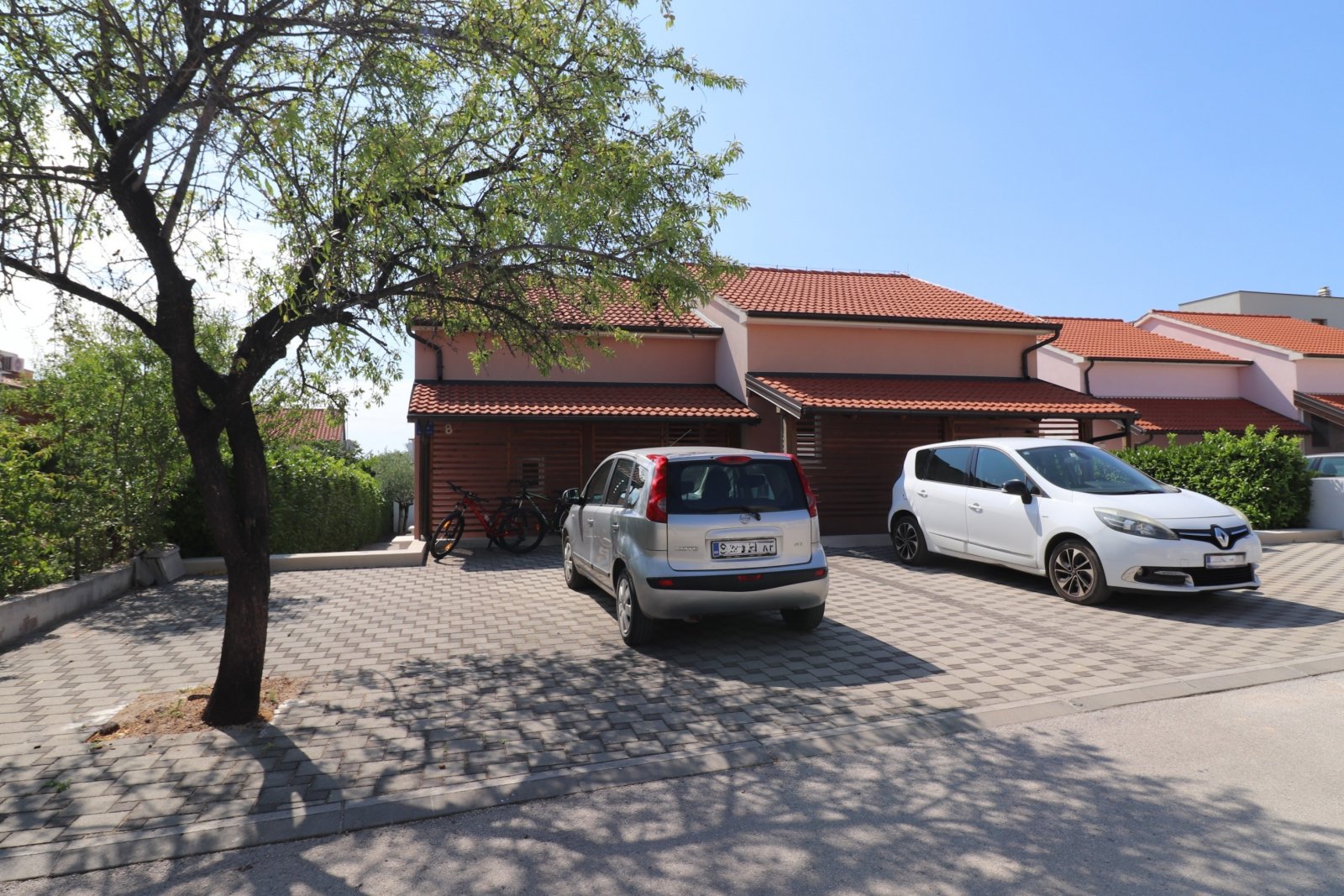 275379 - Villa in Vodice