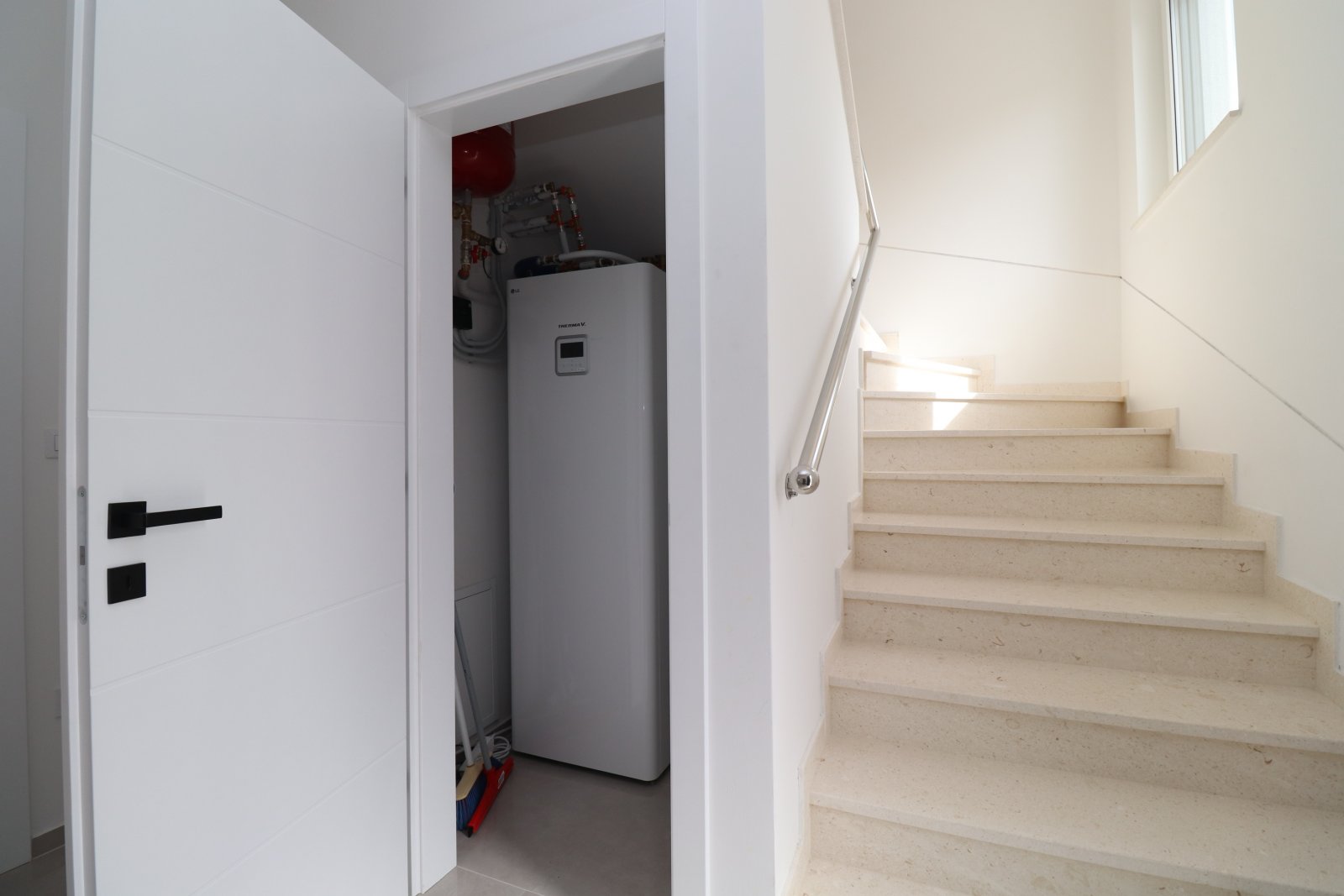 303244 - Villa in Vodice