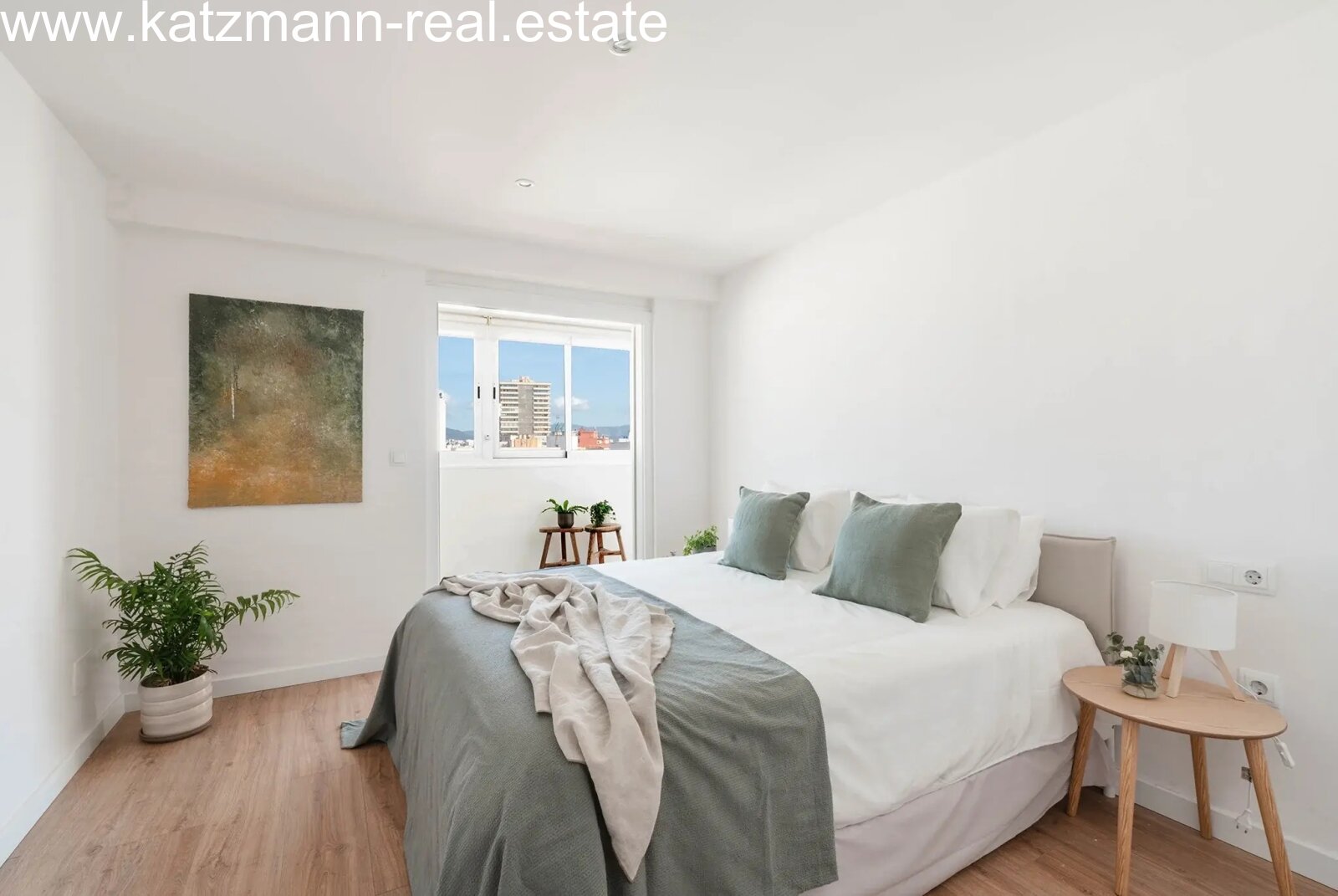 Stilvolles Wohnen im Herzen von Palma – Moderne 4-Zimmer Eigentumswohnung mit Klimaanlage und Komfort