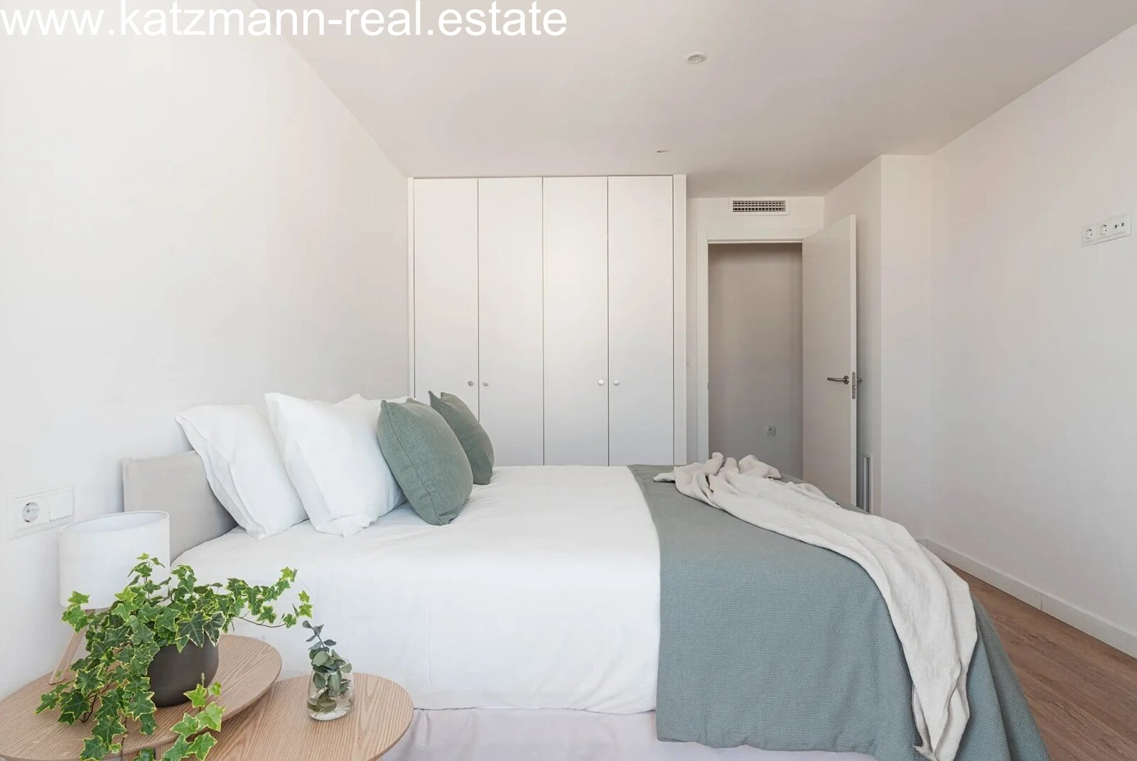 Stilvolles Wohnen im Herzen von Palma – Moderne 4-Zimmer Eigentumswohnung mit Klimaanlage und Komfort